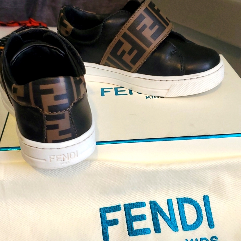 Fendi kid Sneakers